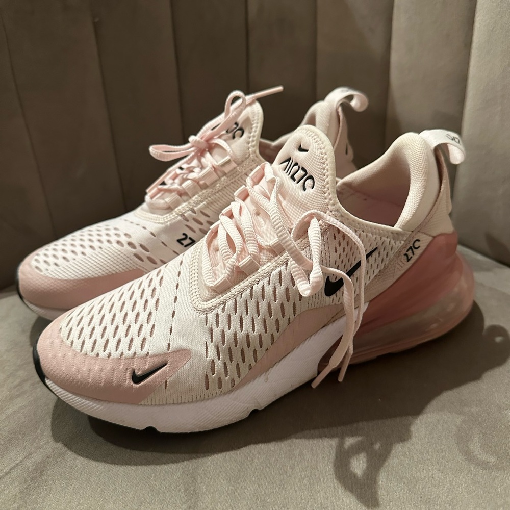 Nike Air Max 270